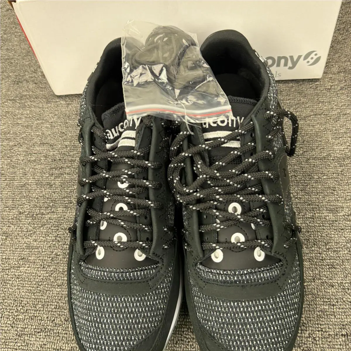 Saucony shoes - Saucony Jazz DST - Jazz DST - S70547-1 - Black 1