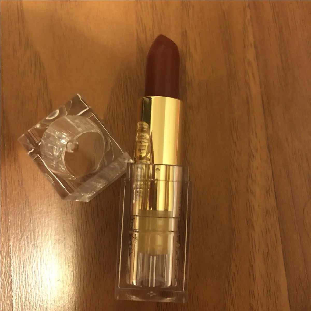 Bnwob Mac Matte Lipstick In Retro Rouge Charlotte Olympia Coll Rare