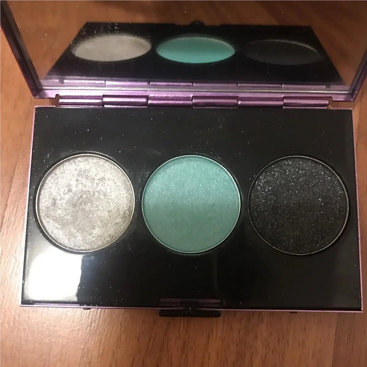 Bnwob Mac Eyeshadow Trio Wisteria Rare