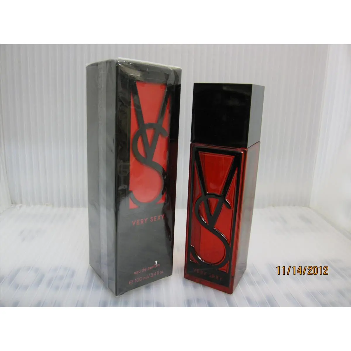 Very Sexy Black by Victoria`s Secret 3.4 oz / 100 ML Eau De Parfum Spray