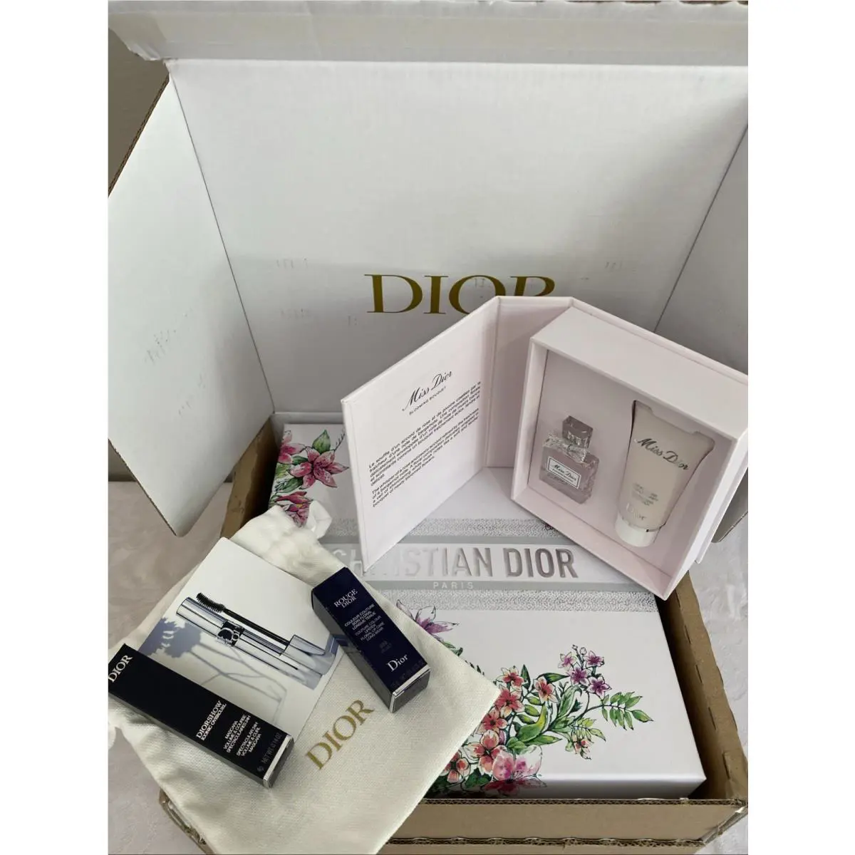 Dior Lot: Miss Dior Blooming Bouquet Body Milk Set Dior Overcurl Rouge Dior