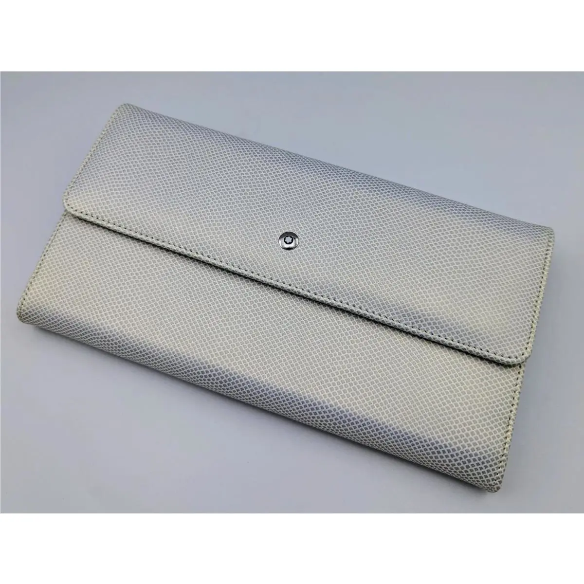 Montblanc La Vie de Bohème Wallet 101738 Ice White/blue 6CC Flap Coin Case