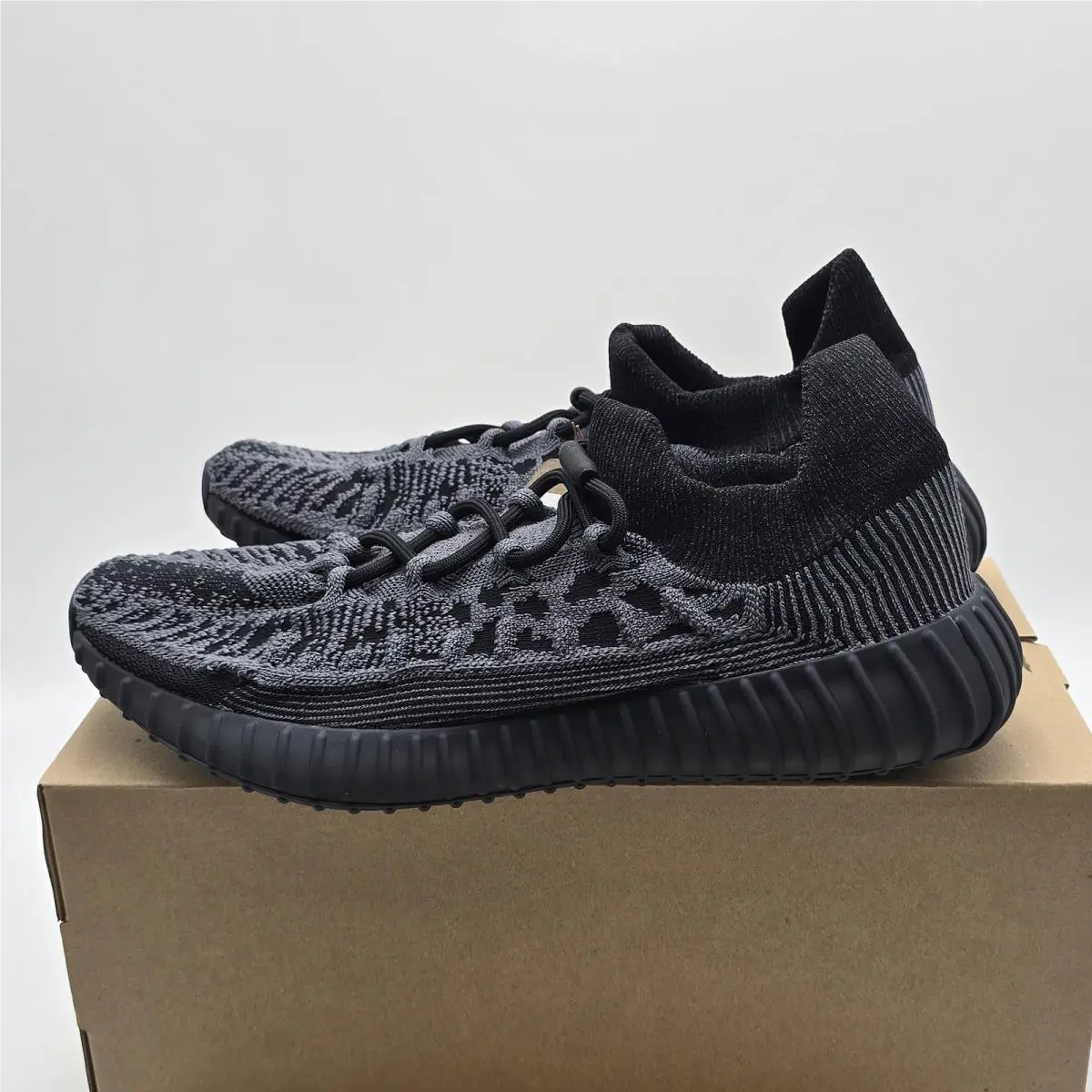 Adidas shoes - adidas YZY 350 V2 CMPCT - IG9606 - Black 0