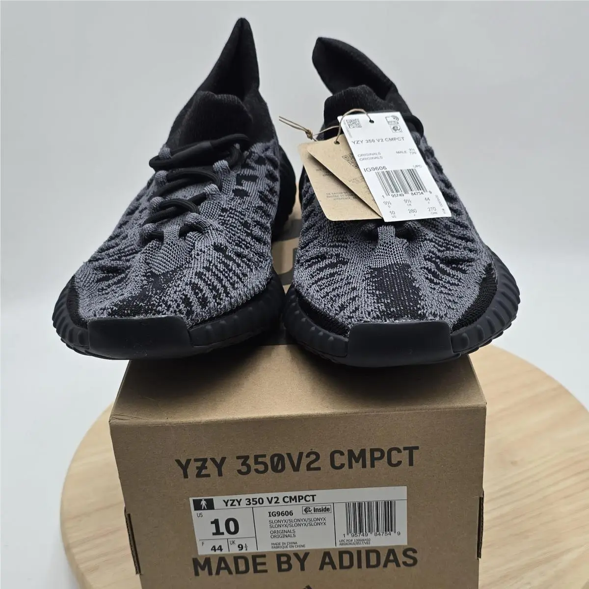 Adidas shoes - adidas YZY 350 V2 CMPCT - IG9606 - Black 1
