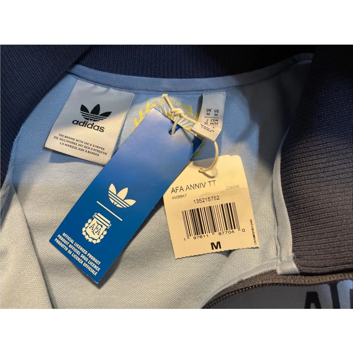 Adidas clothing - ADIDAS JD9096 - Blue 2