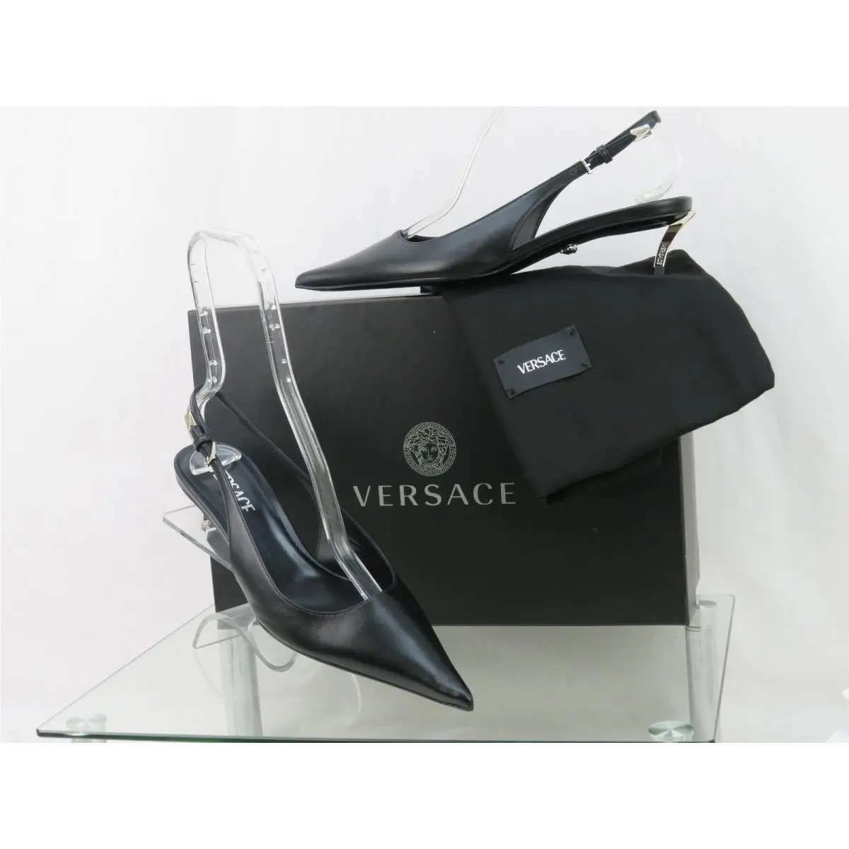 Versace shoes - 1019230 - 1019230 - Black (UPC: 8056204696077) 1