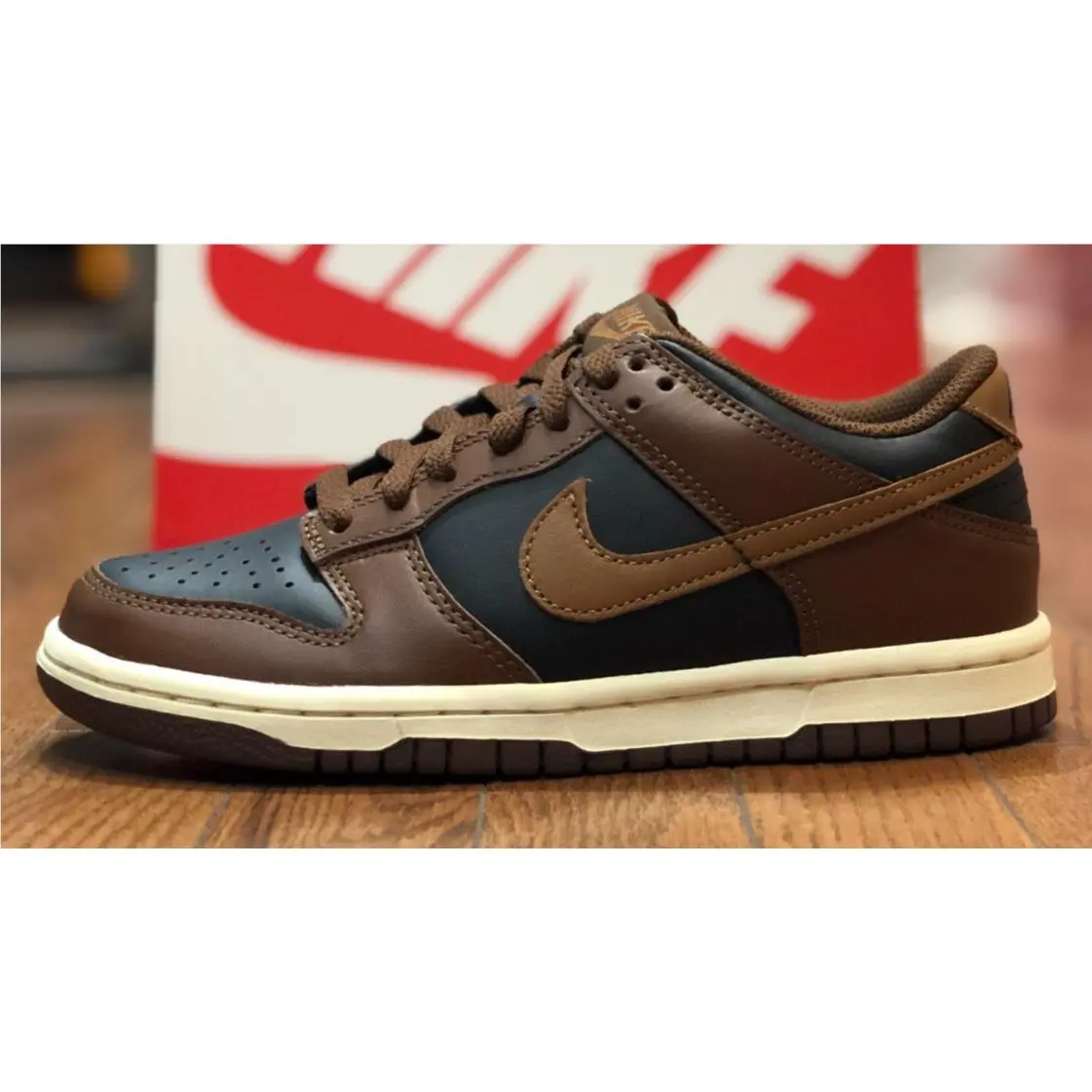 Nike shoes - Nike Dunk Low GS - Dunk Low - Brown 9