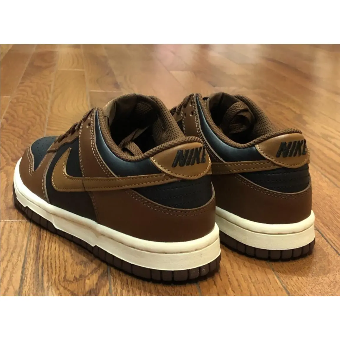 Nike shoes - Nike Dunk Low GS - Dunk Low - Brown 10
