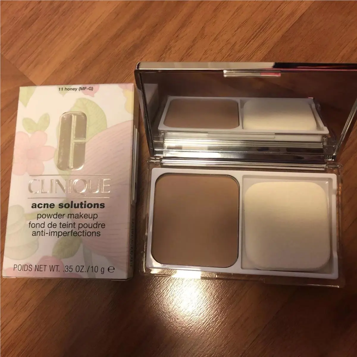 Clinique Acne Solutions Powder Makeup Compact “honey” Rare