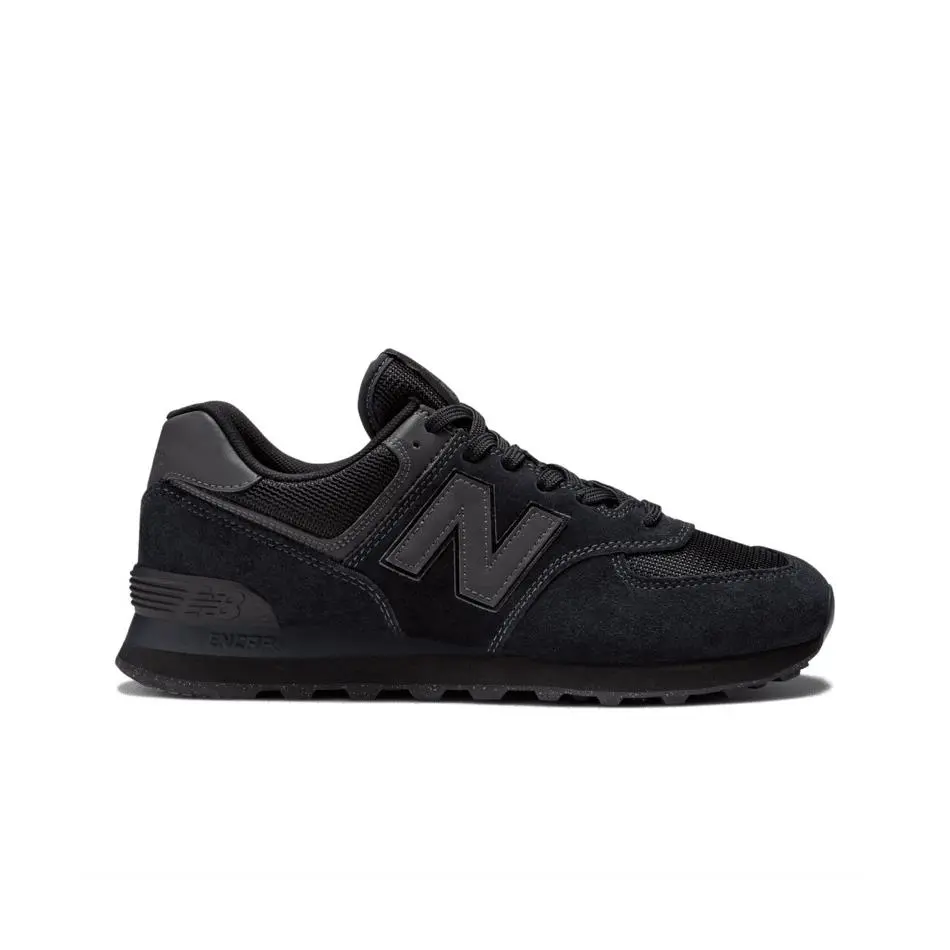 New Balance shoes - Black/Black 4