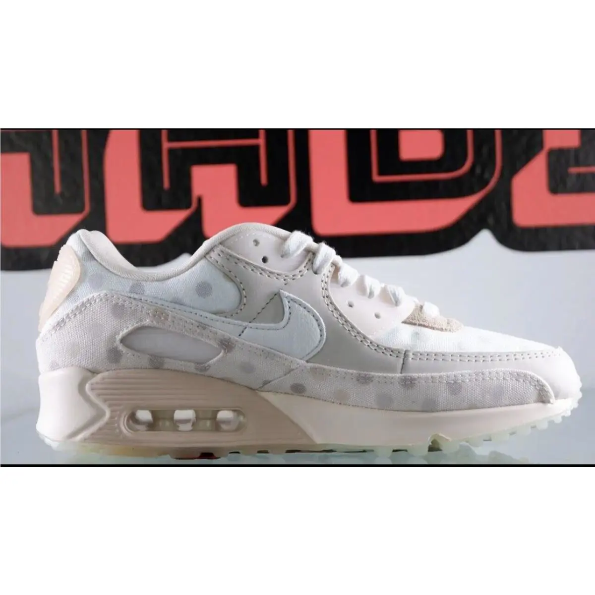 Nike shoes Air Max NRG - Beige 10