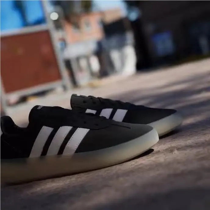 Adidas shoes - adidas Core - Core - JR3102 - Black 18