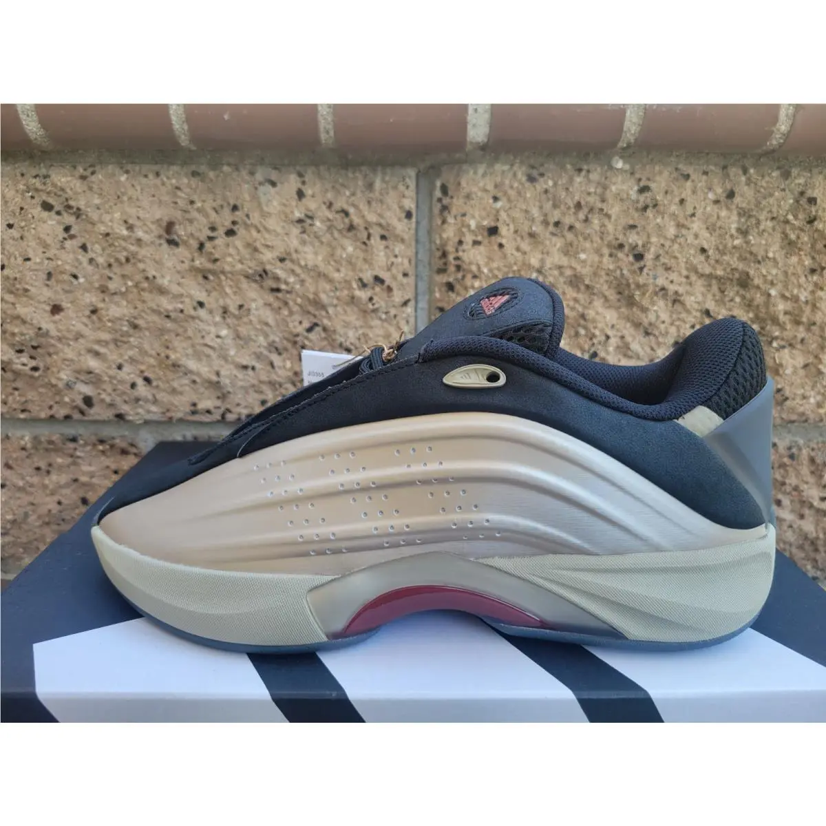 Adidas Nova Iiinfinity Shoes Men`s Size 10.5 Cyber Metallic Preloved Ruby JI0355