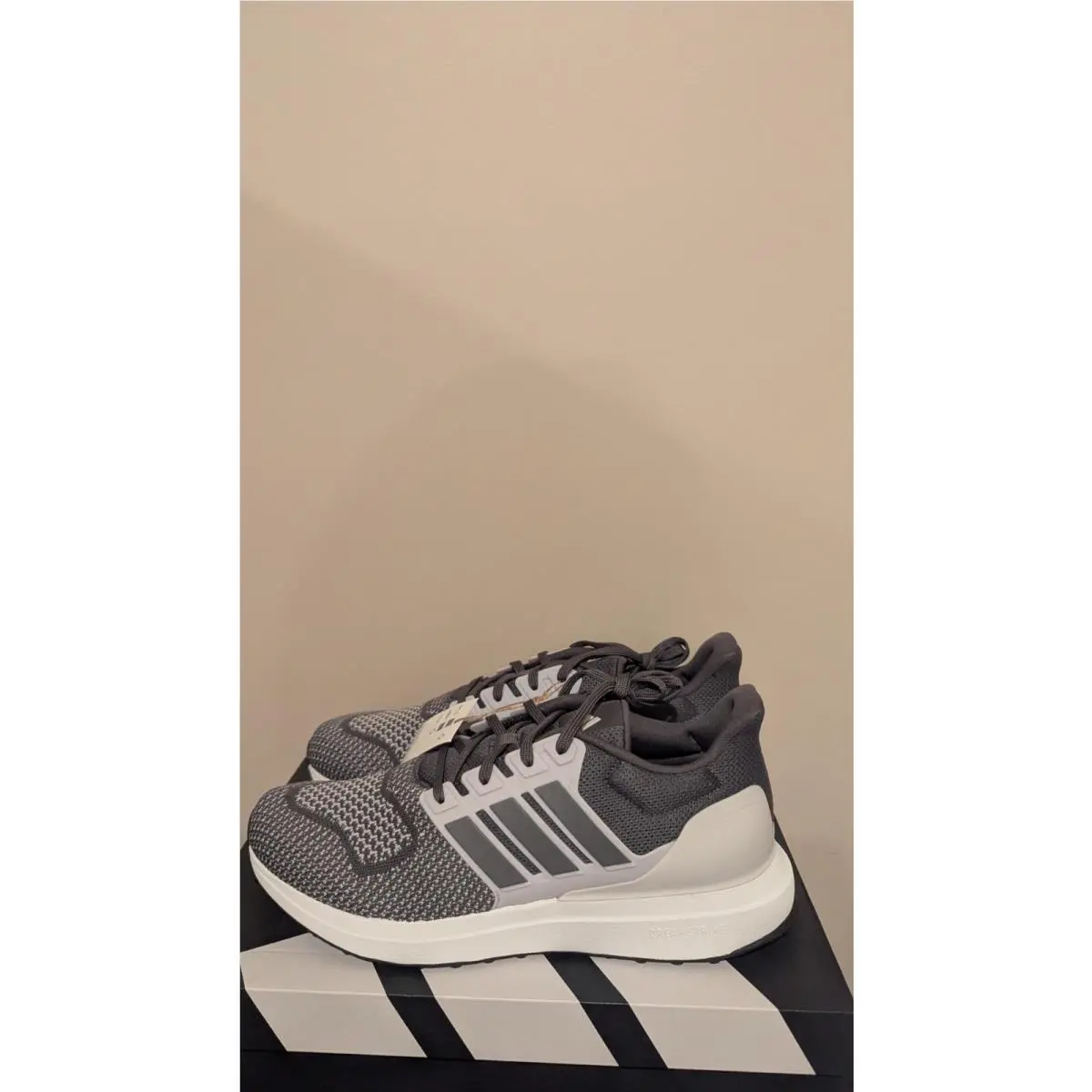 Adidas Men`s Ultradream Dna Running Sneakers Size 12