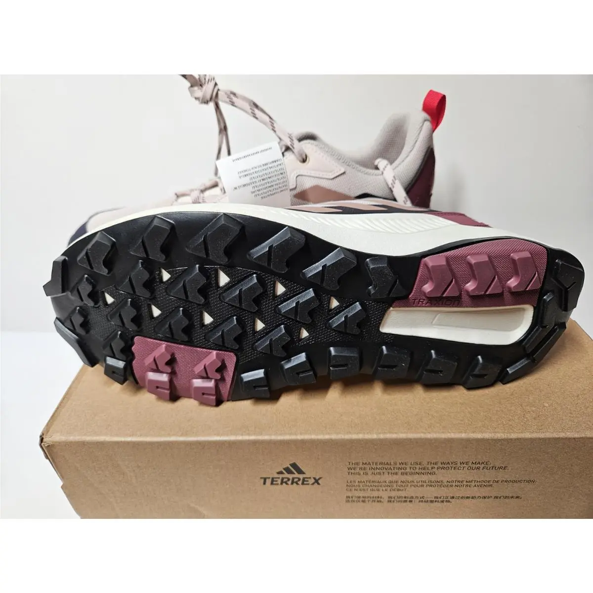 Adidas shoes - adidas Terrex - Terrex - JI1316 - Beige pink 1