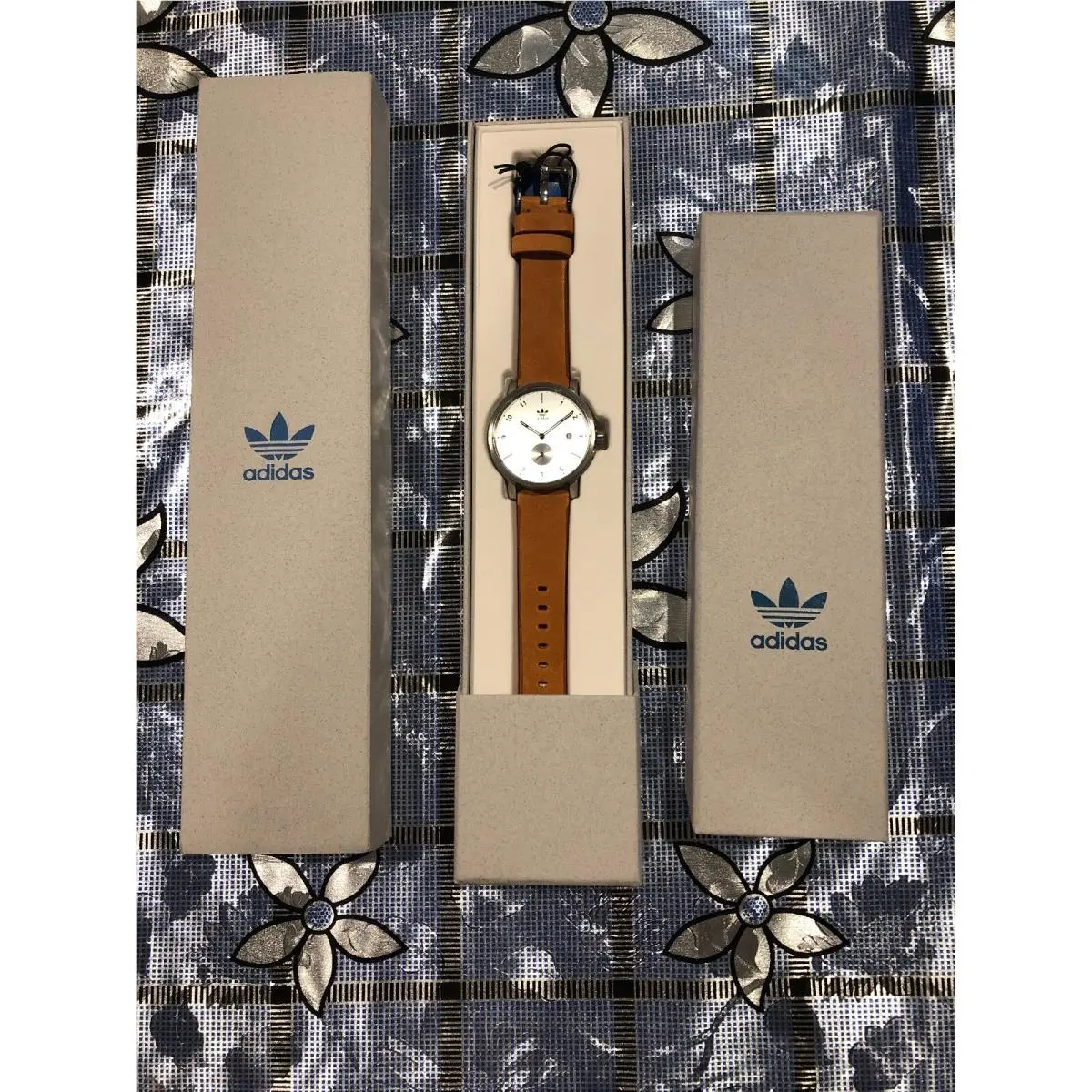 District LX2 Leather Strap 40mm Men`s Analog Watch Z123039-00 by Adidas