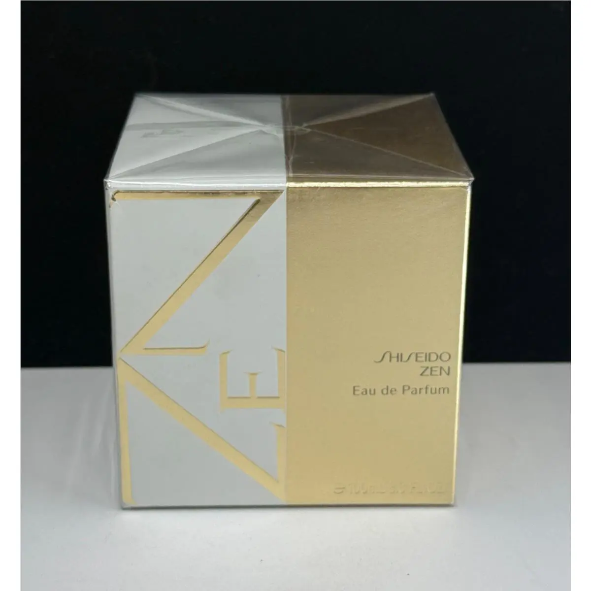 Shiseido Zen Eau de Parfum Natural Spray Vaporisateur 3.3 oz 100 ml Floral