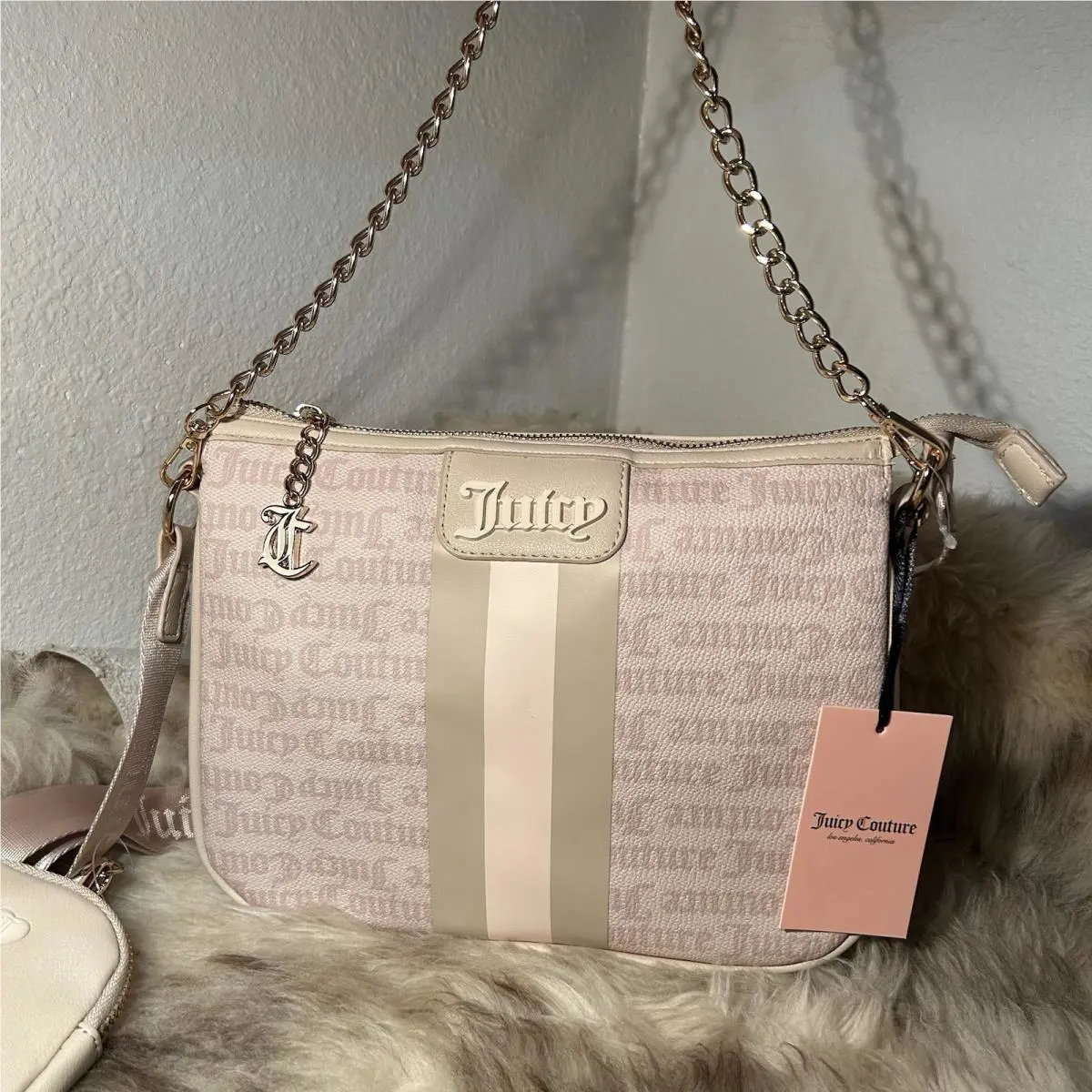 Juicy Couture State Of My Heart Shoulder/crossbody Bag Pouch - Sandstone