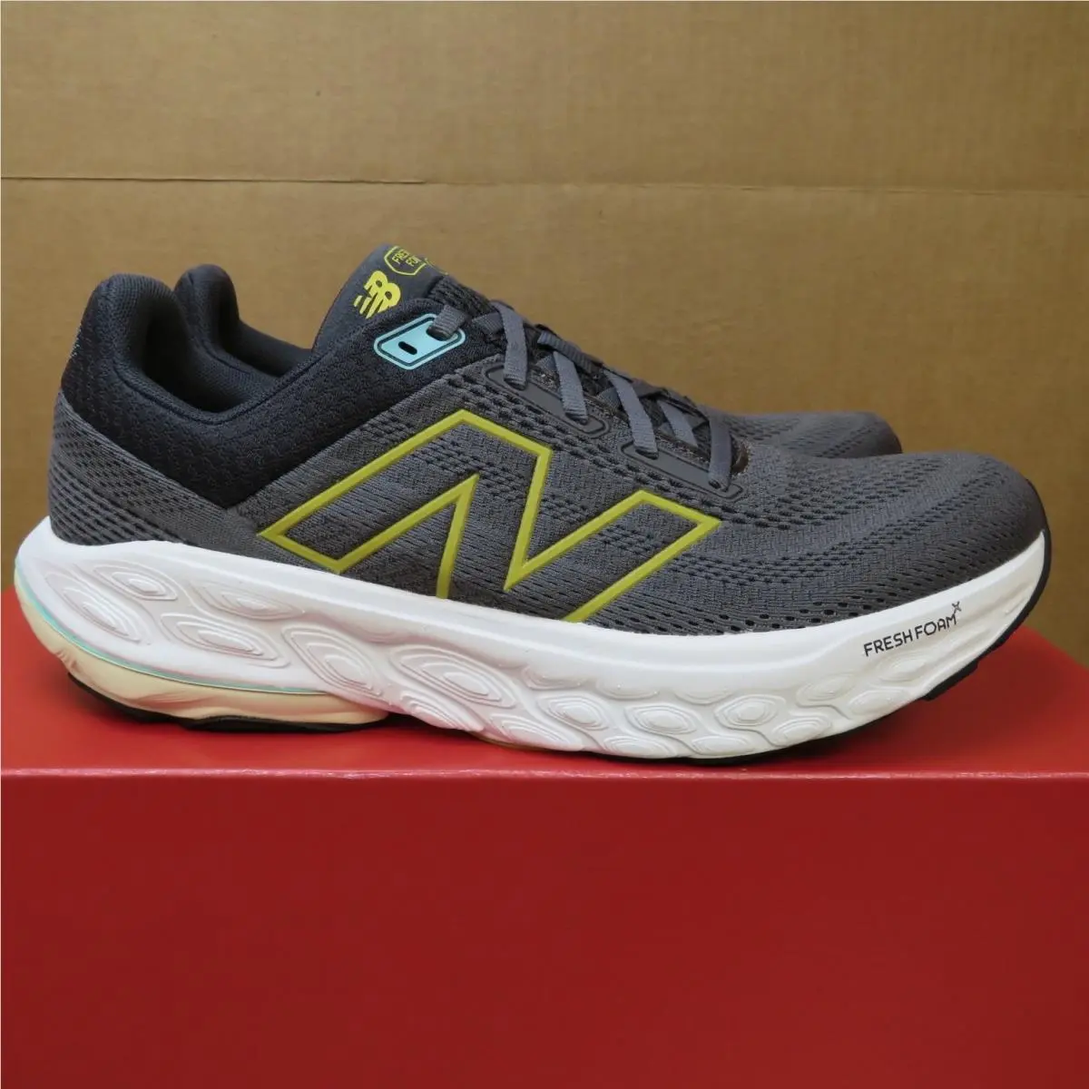 New Balance shoes - 860 v14 - Mostly Gray 5