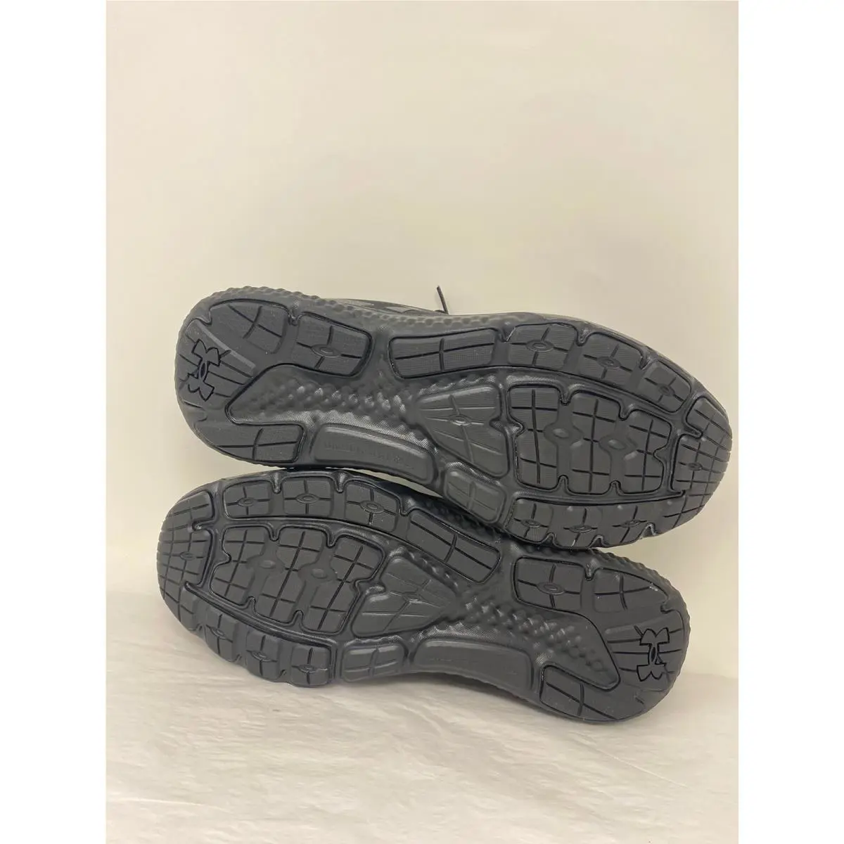 Under Armour shoes - Under Armour Charged Rogue 3 - Black (UPC: 195253656897) 3