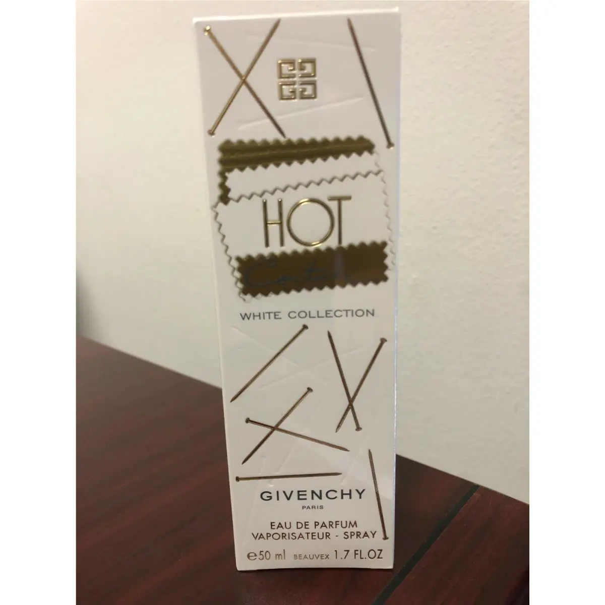 Hot Couture White Collection by Parfums Givenchy S.a 1.7 FL oz Edp Spray