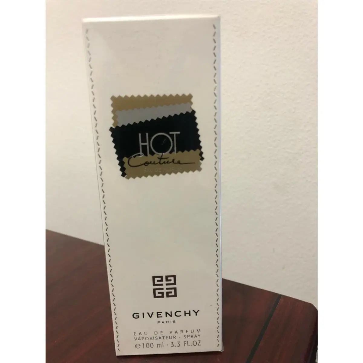 Hot Couture by Parfums Givenchy 3.3 FL oz / 100 ML Edp Spray Batch 2V01