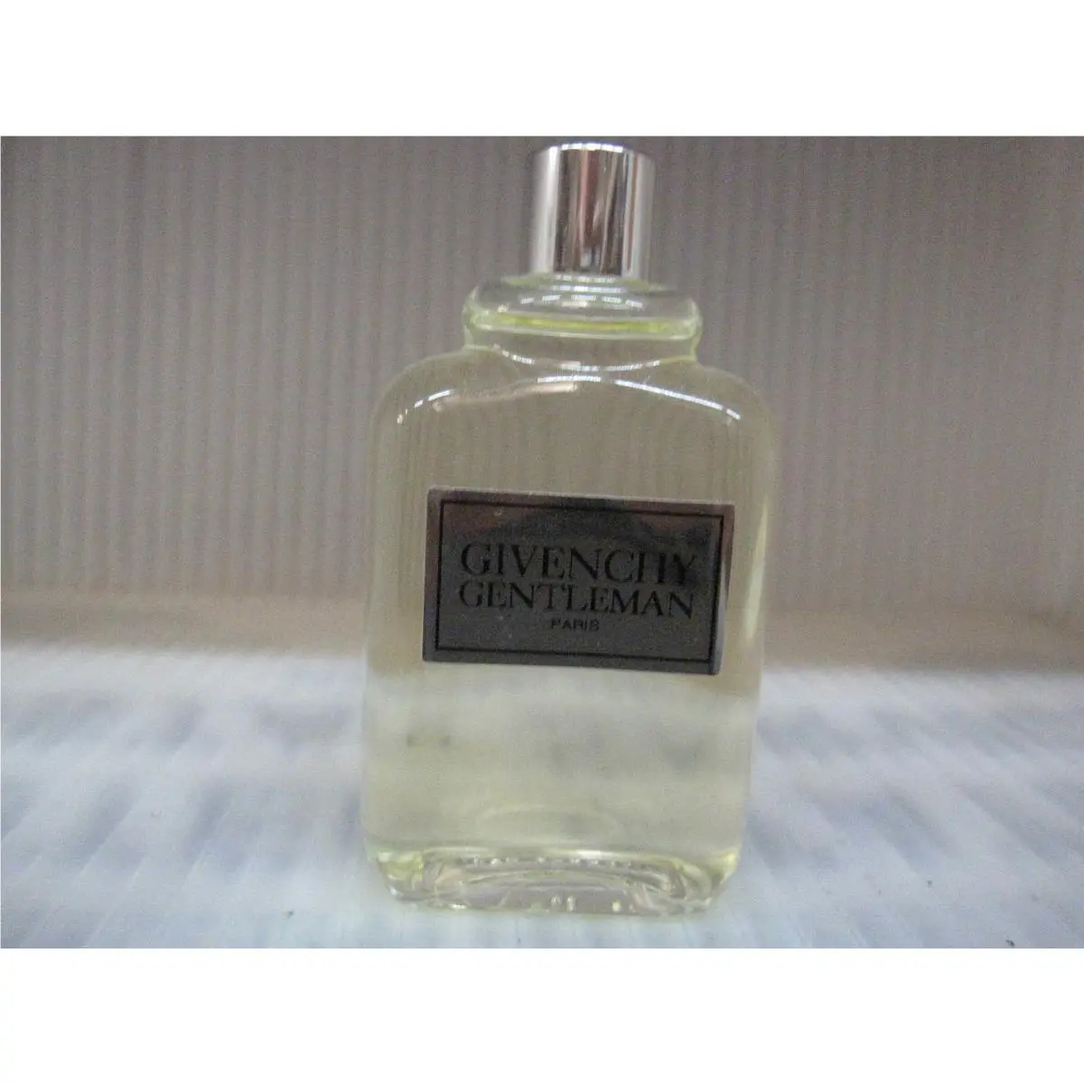 Vintage Givenchy Gentleman 2.0 FL oz / 60 ML After Shave Splash As Pictured