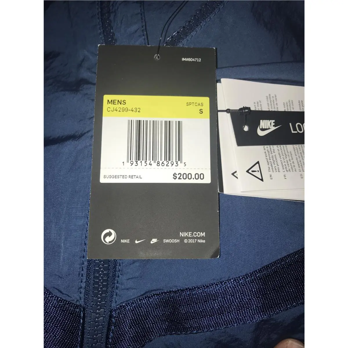 Nike clothing - Gray (UPC: 0193154862935) 6