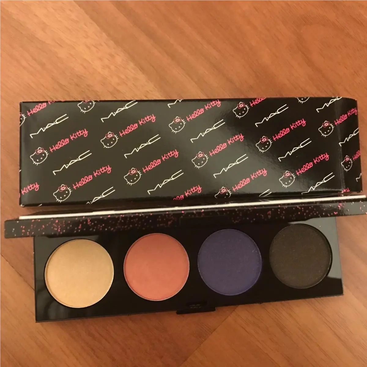 Mac Eyeshadow Palette Lucky Tom Hello Kitty Collection Rare Htf