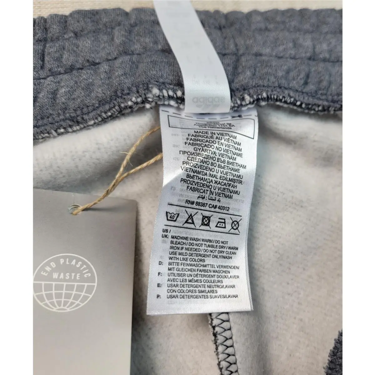 Adidas clothing - Gray Black 19