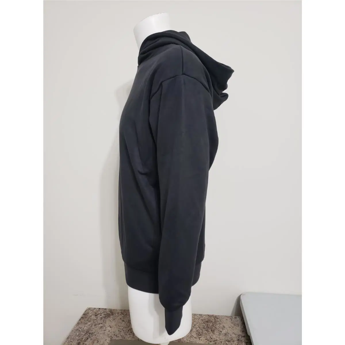 Adidas clothing - Carbon (UPC: 196470876518) 3