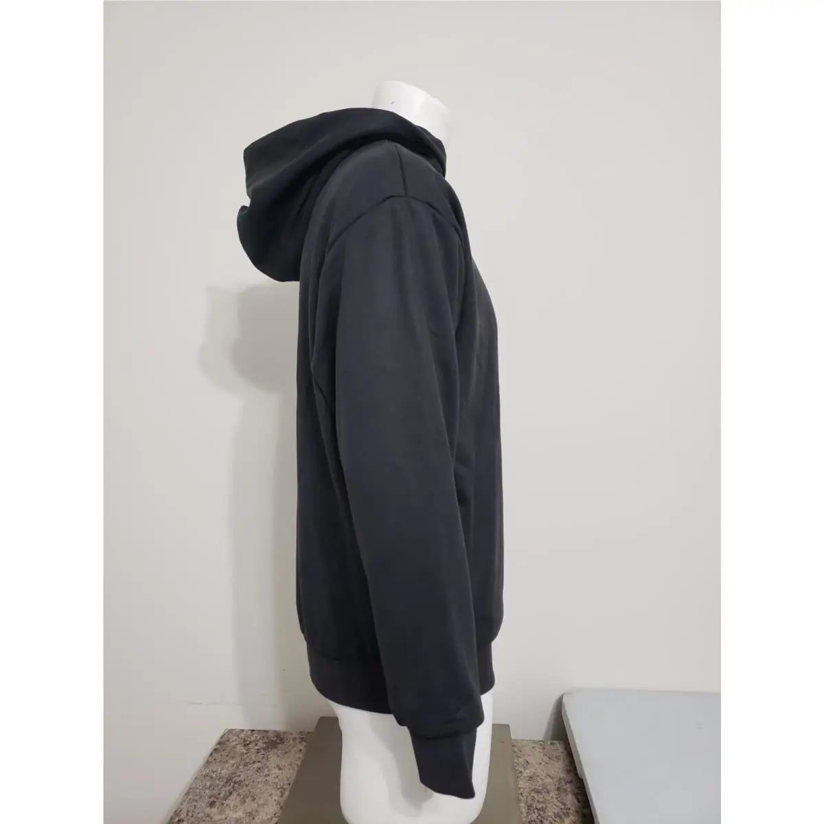Adidas clothing - Carbon (UPC: 196470876518) 4