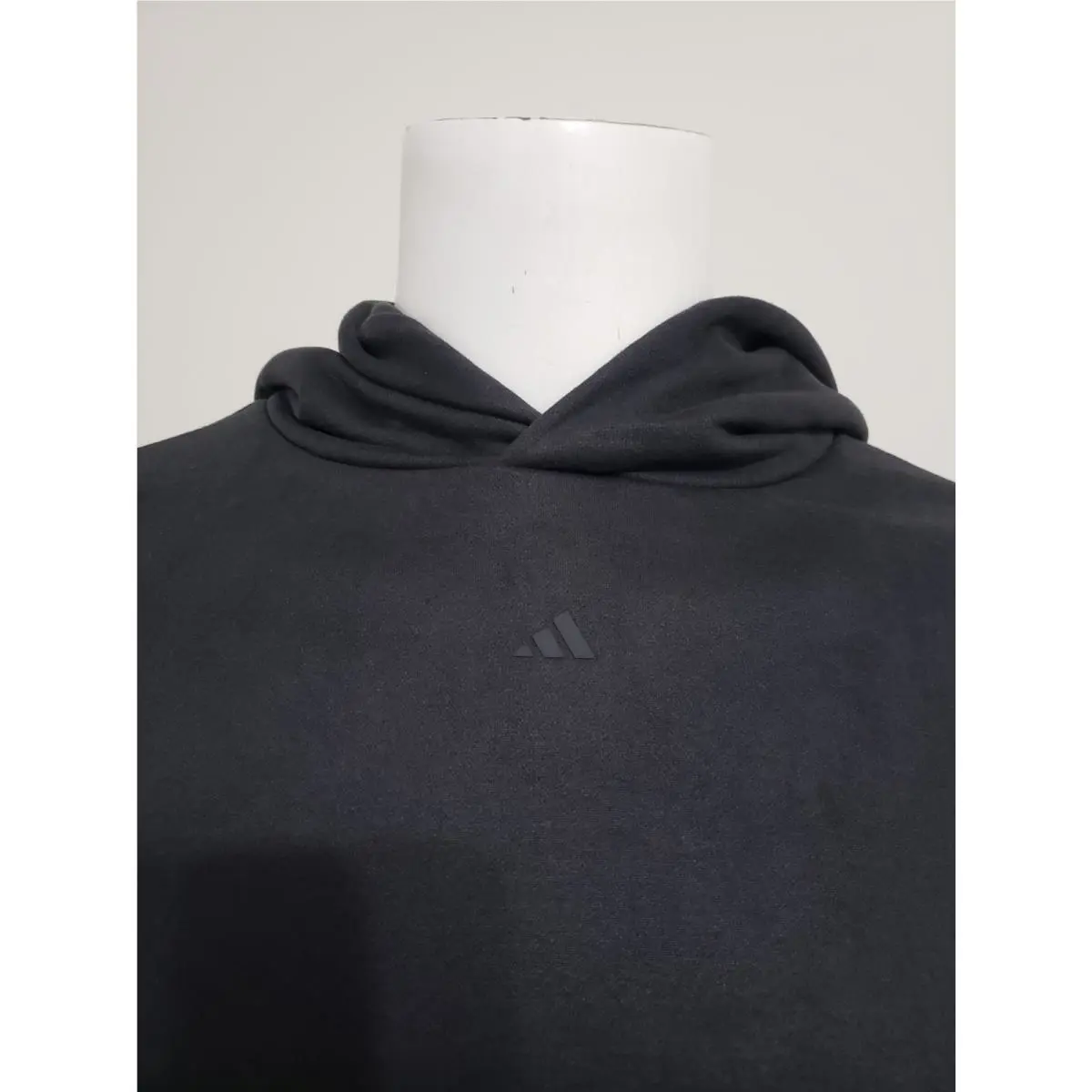 Adidas clothing - Carbon (UPC: 196470876518) 0