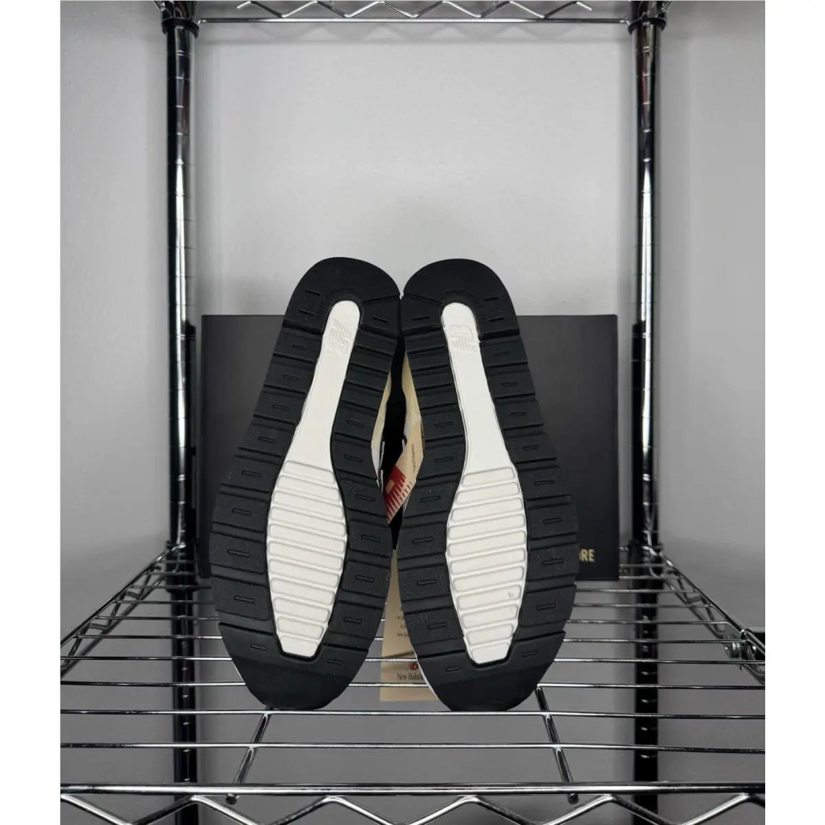 New Balance shoes  - White 2