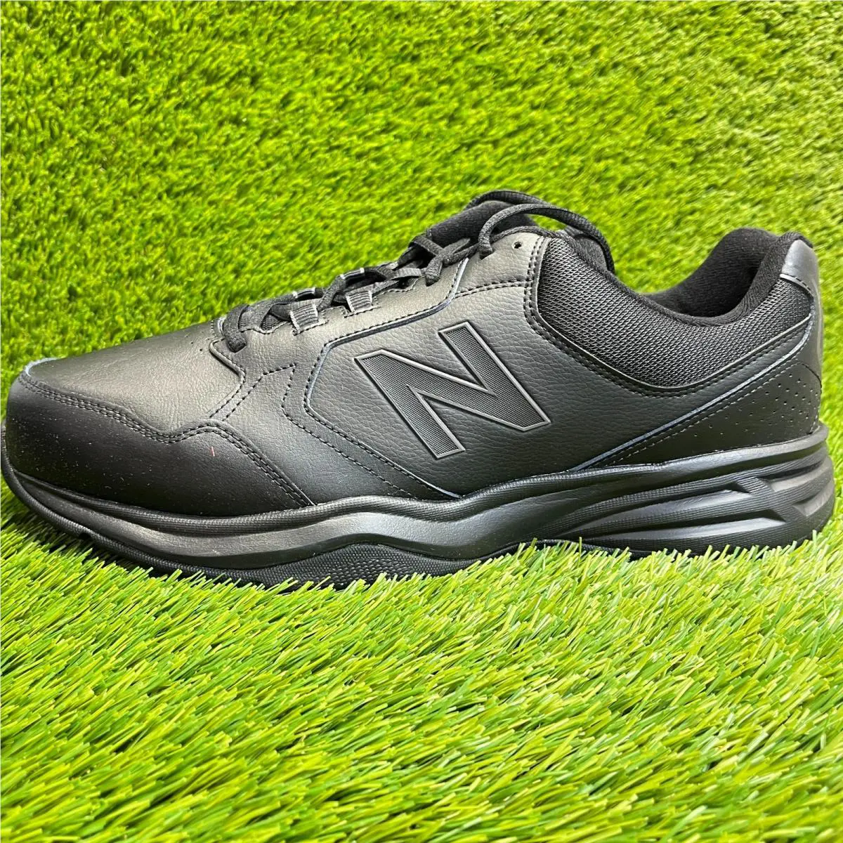 New Balance shoes - NEW BALANCE MA411LK1 - MA411LK1 - Black 1
