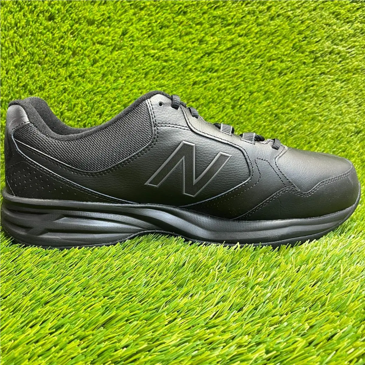 New Balance shoes - New Balance 411 V1 - MA411LK1 - Black 2