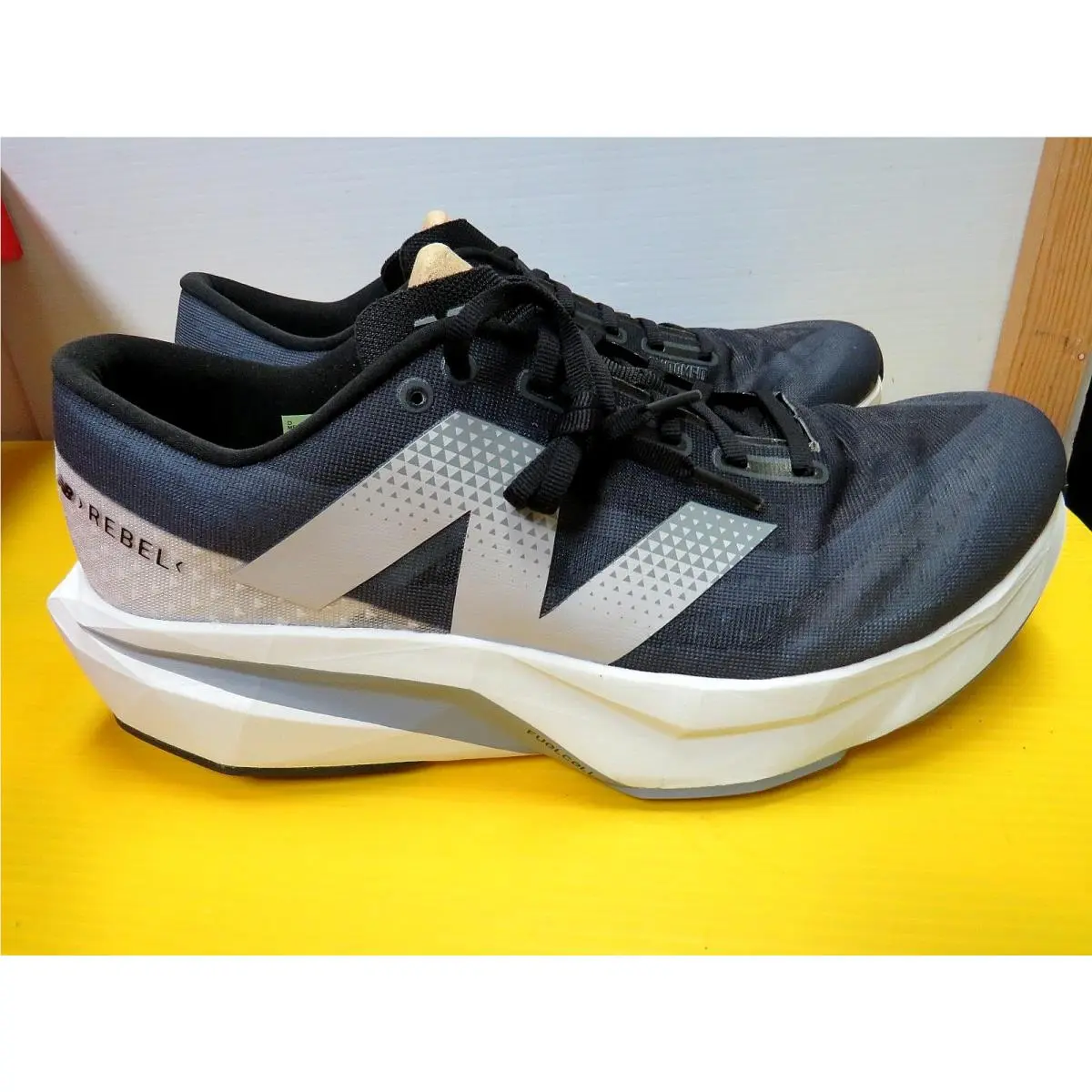 New Balance shoes - Multicolor (UPC: 197375647104) 2