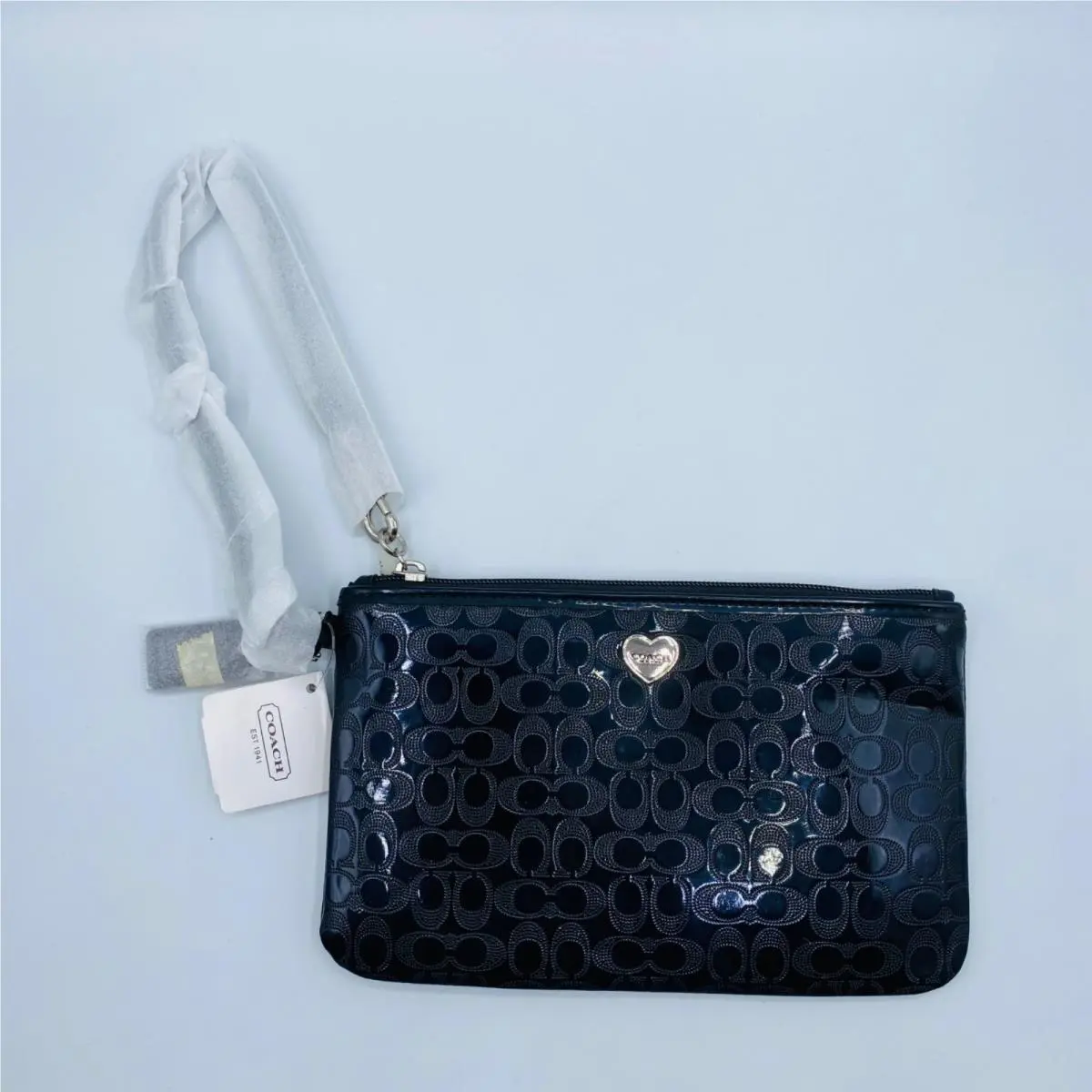 Coach Signature Perforated Logo Patent Leather Glossy Wristlet Sv/ Black w Heart