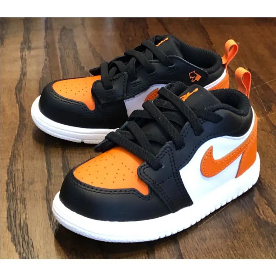 Nike shoes - Air Jordan 1 - Air - Black 1