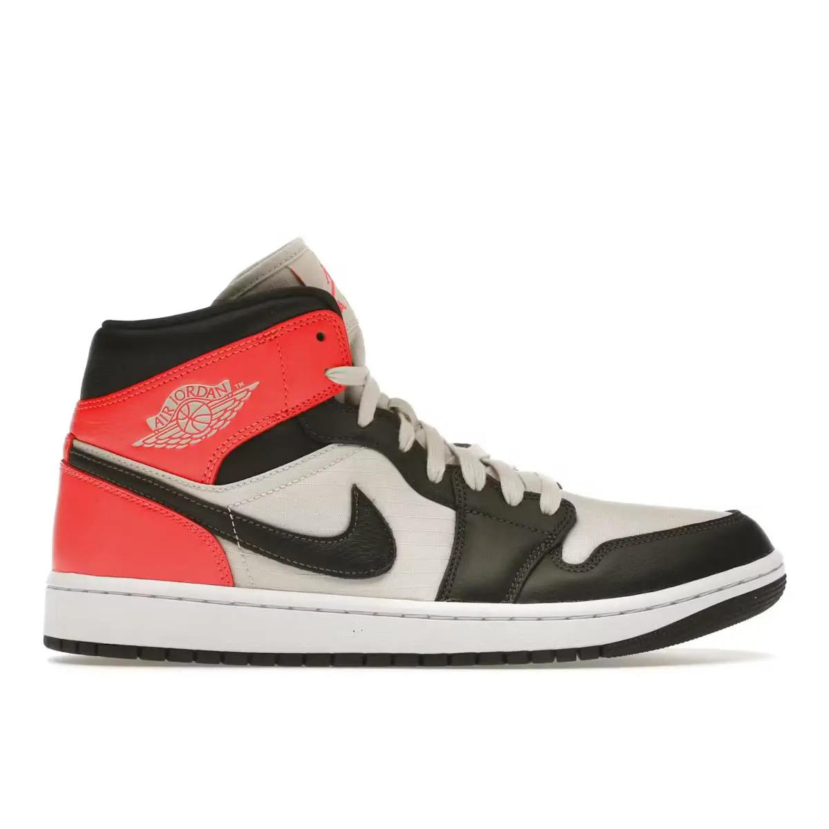 Nike shoes - Red / Black / White 3