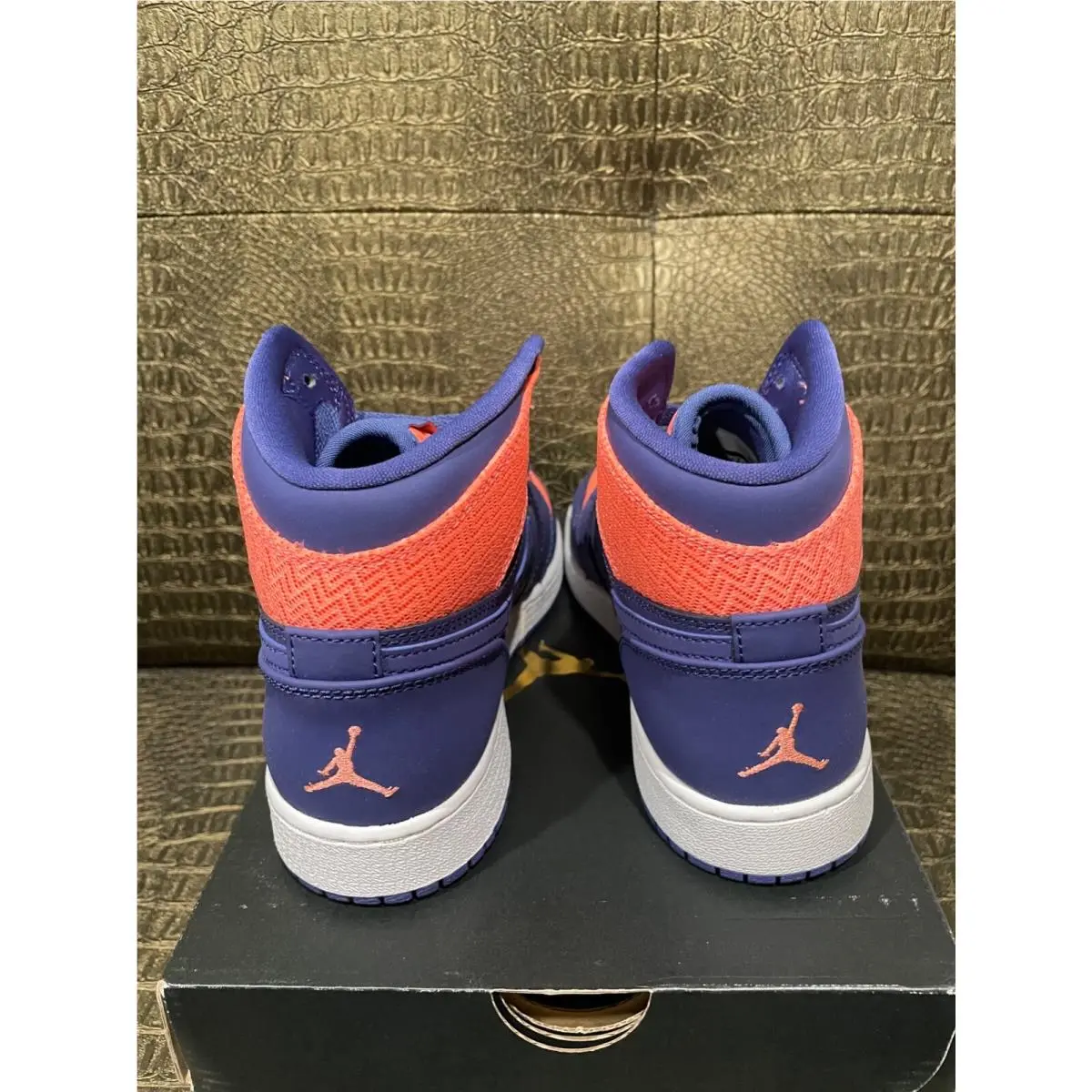 Nike shoes - Air Jordan Retro 1 - Air Retro - 332148-500 - Purple 2