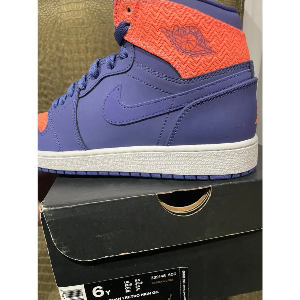 Nike shoes - Air Jordan Retro 1 - Air Retro - 332148-500 - Purple 4