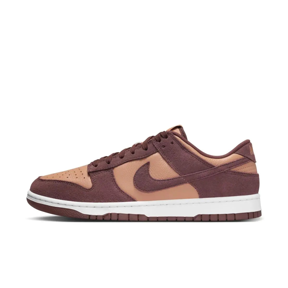 Nike Mens Dunk Low Retro SE Athletic Shoes FQ8249 200 - AMBER BROWN DARK PONY WHITE