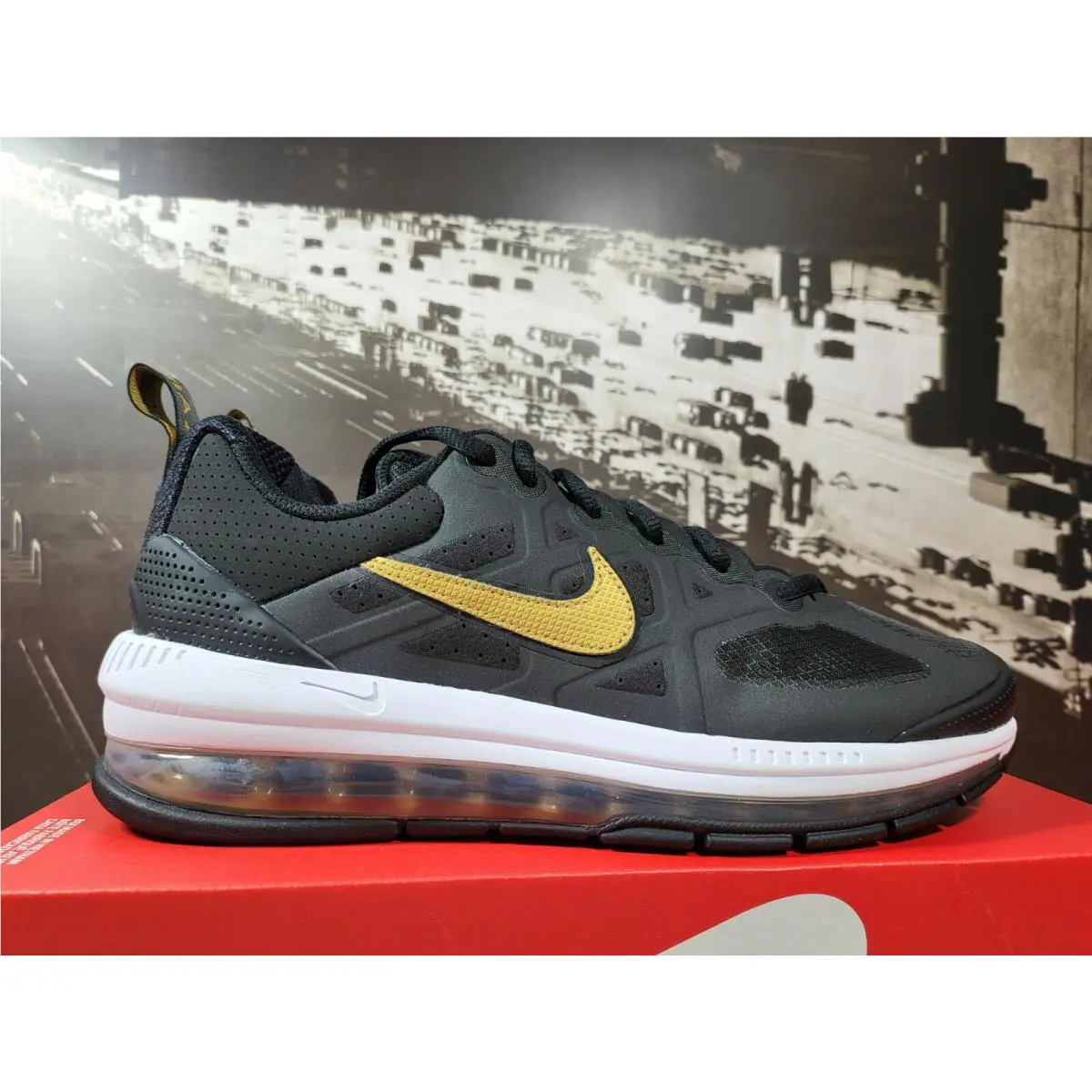 Nike shoes - DM7567 001 - Black/White/Metallic Gold 7