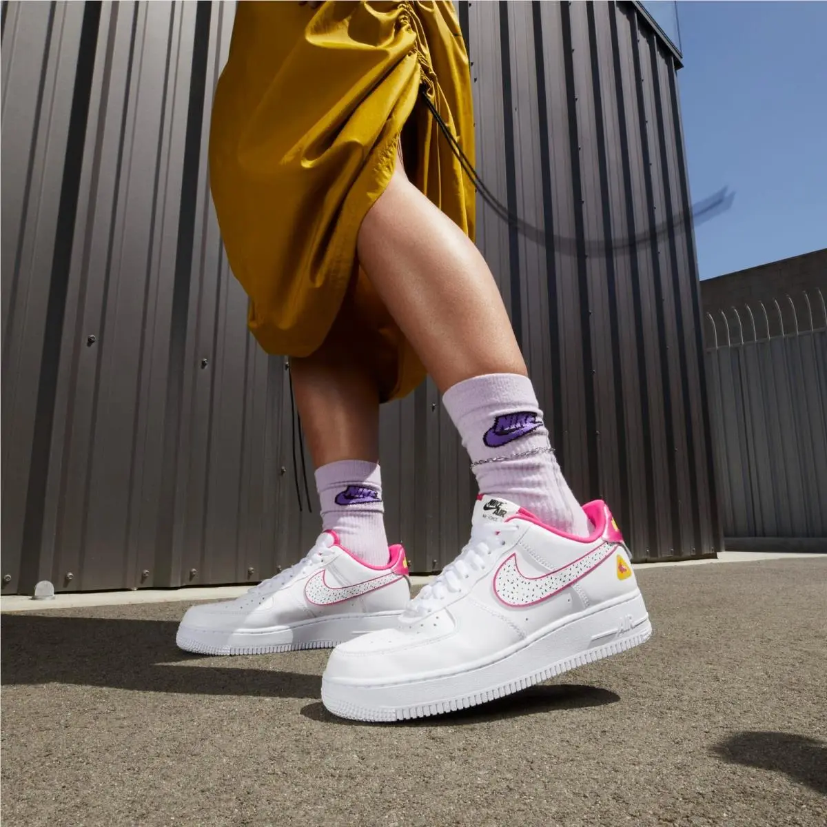 Nike shoes - Nike Air Force 1 `07 LX - DV3809-100 - White/White/Pink Prime 4
