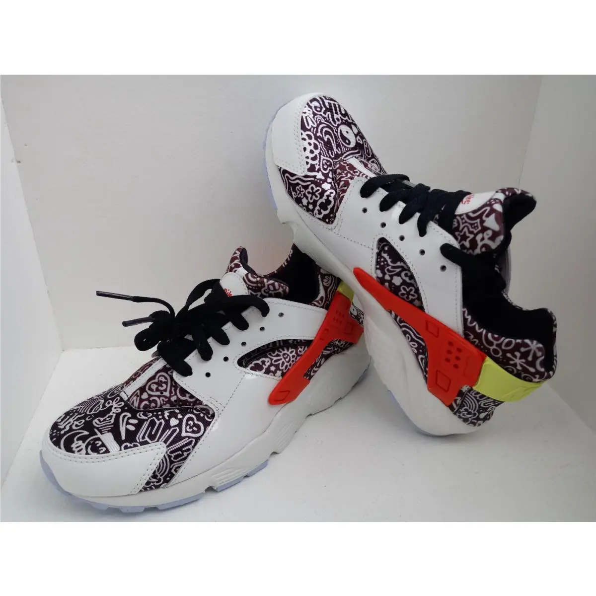 Nike shoes - NIKE HUARACHE RUN SE (GS) - DV2243-100 - SUMMIT WHITE/LT LEMON TWIST 6