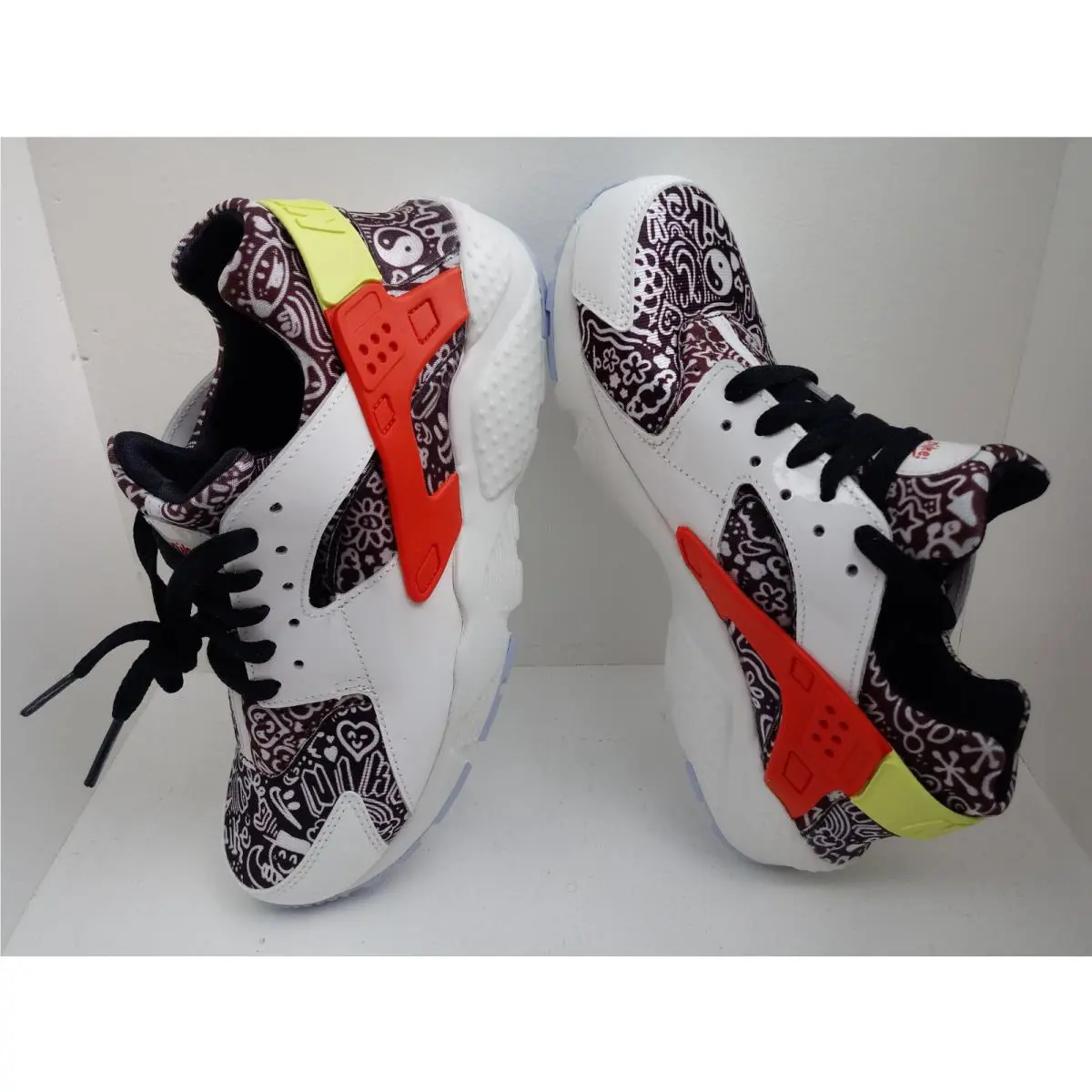 Nike shoes - NIKE HUARACHE RUN SE (GS) - DV2243-100 - SUMMIT WHITE/LT LEMON TWIST 12