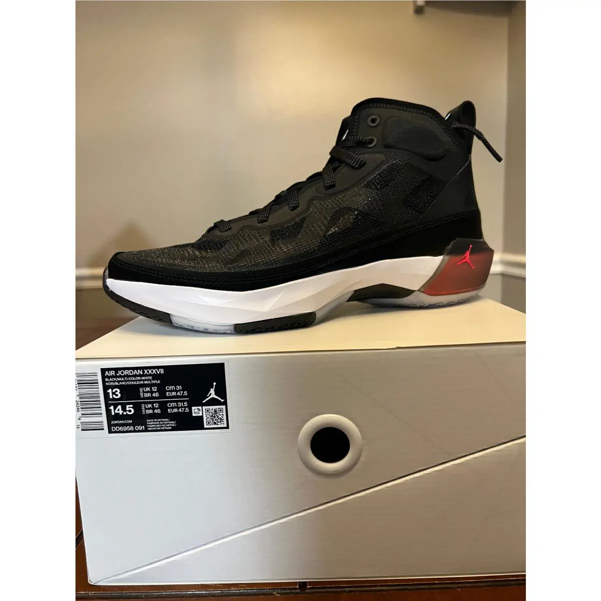 Nike shoes - Air Jordan 37 - Air - DQ4122 061 - Black 2