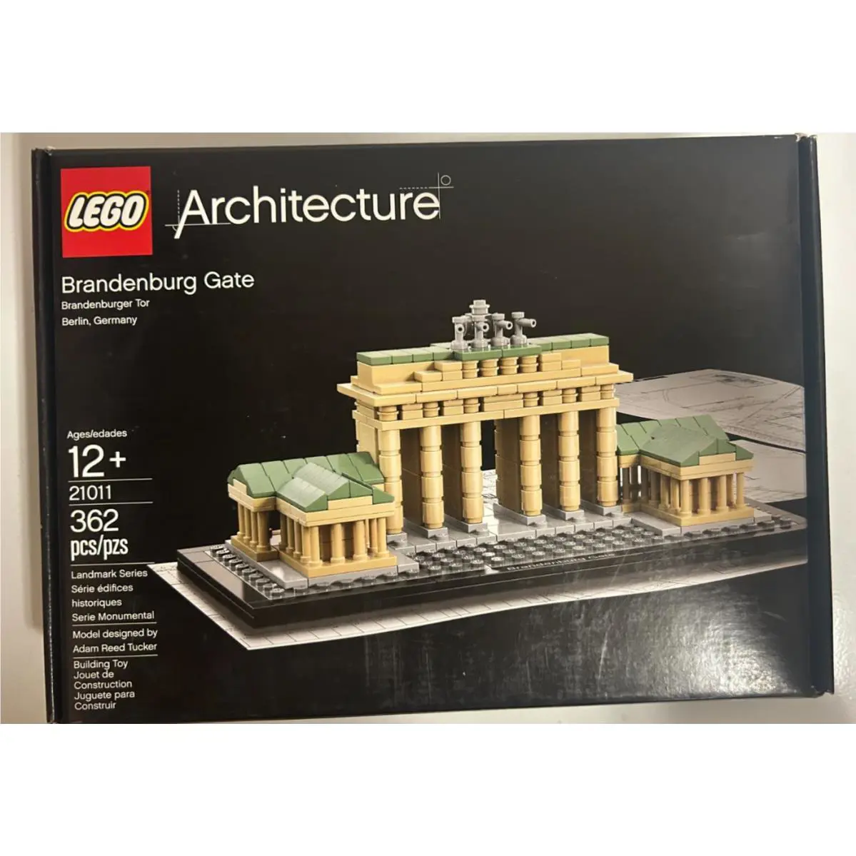 Lego 21011 - Brandenburg Gate - Retired - in Box