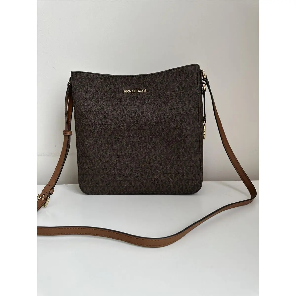 Women`s Jet Set Travel Large Messenger Bag - Brown Pvc 2019 by Michael Kors